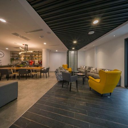 Watermark Hotel - Sizihwan Kaohsiung Exterior photo